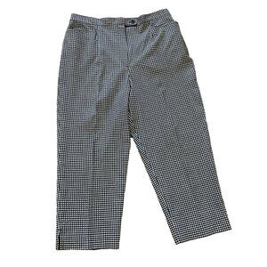 Sag Harbor Black & White Gingham Cropped Capri Pants with Pockets